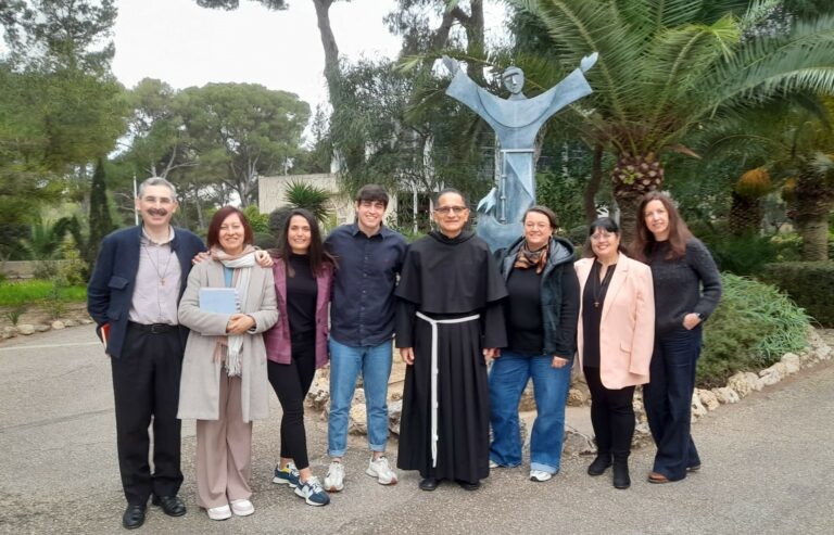 Ens visita el General de la TOR, Fr. Amando Trujillo